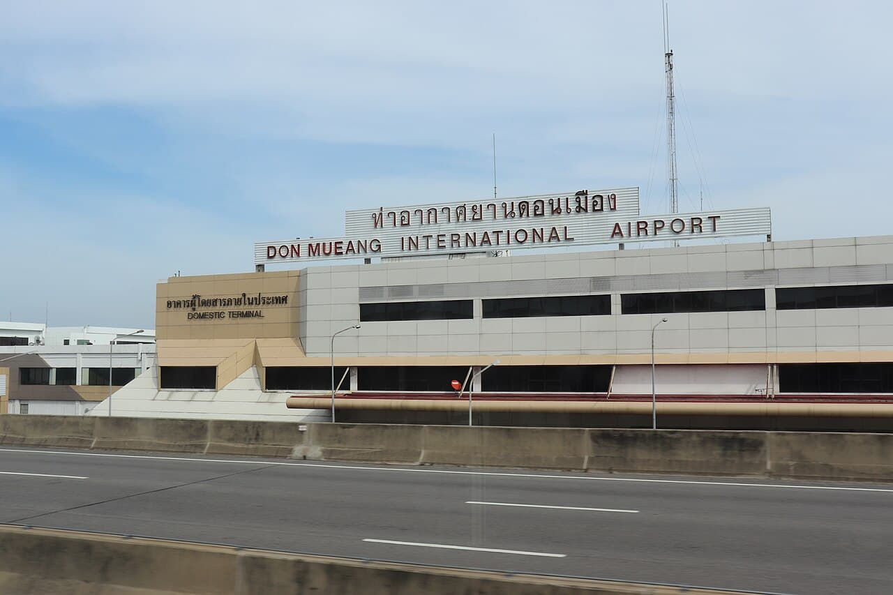 Front area of Don Mueang Airport Terminal 2.
